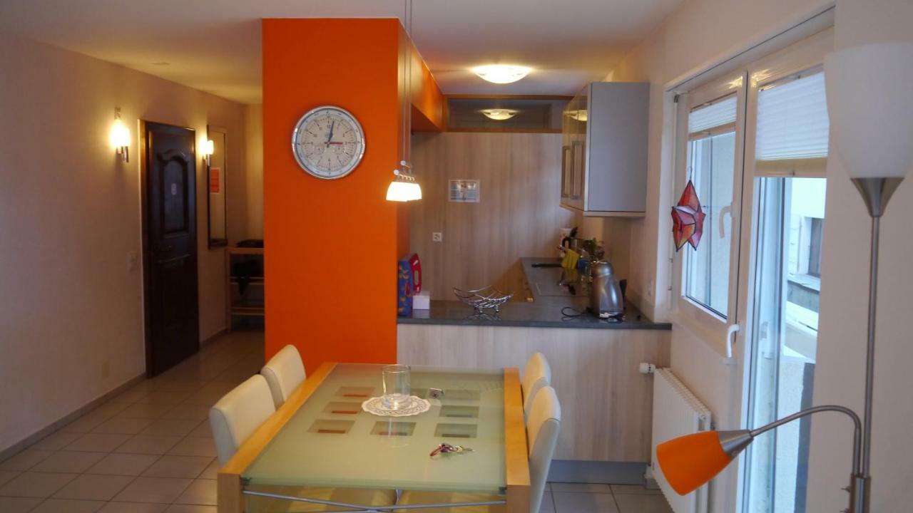 Ferienwohnung Zayetta Orange Cube Nr. 11A Zermatt Exterior photo