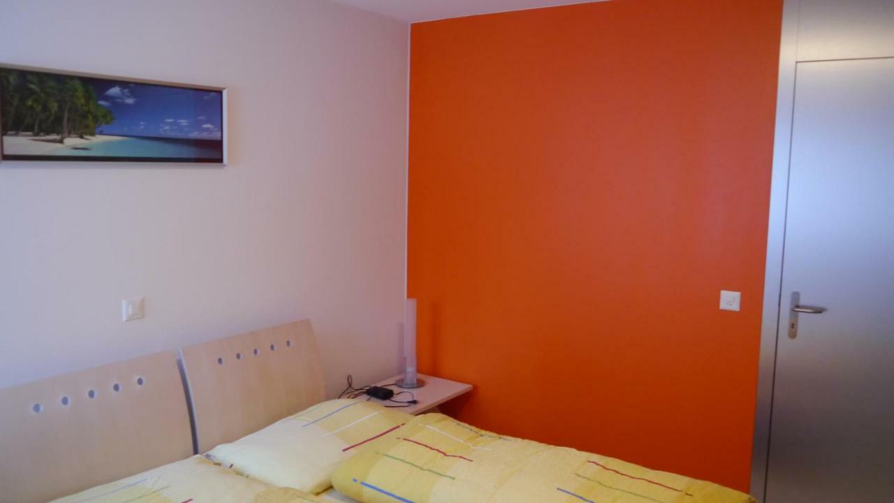 Ferienwohnung Zayetta Orange Cube Nr. 11A Zermatt Exterior photo